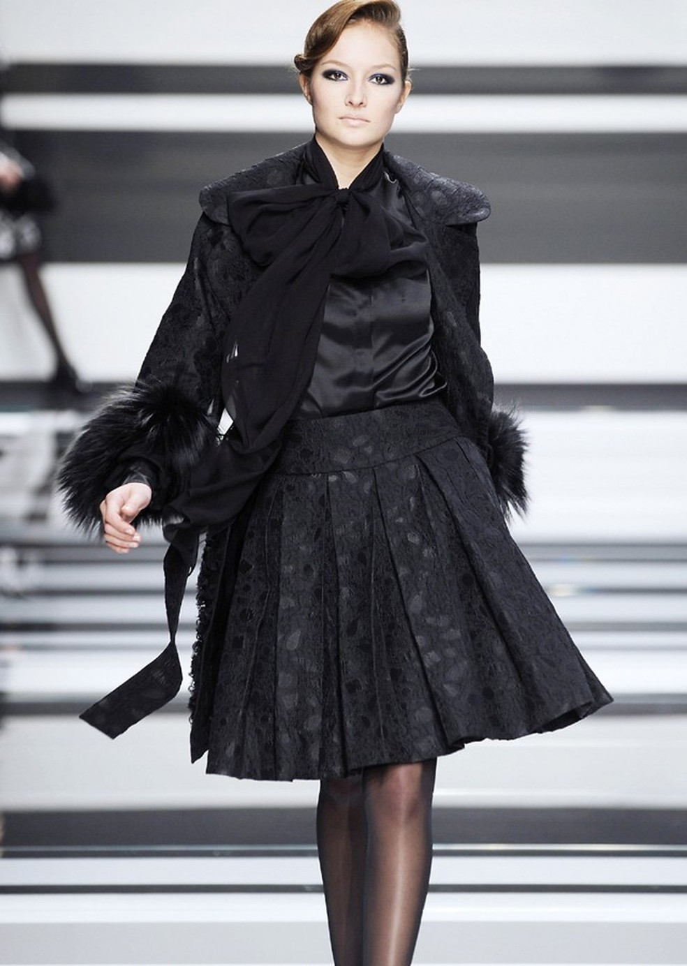 Elie Saab é um dos responsáveis por inovar nos dias de hoje (Foto: Getty Images) — Foto: Glamour
