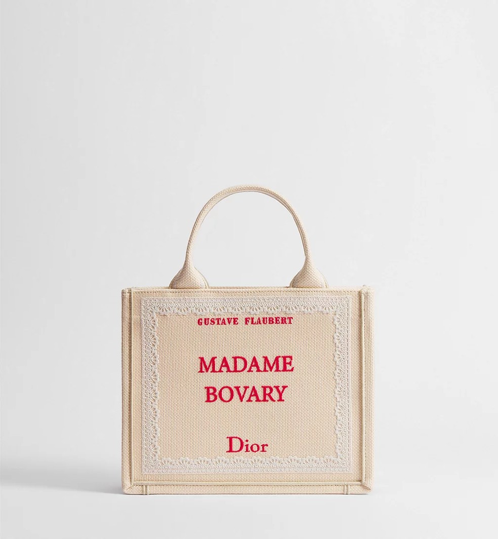 Dior Book Tote inspirada em Madame Bovary — Foto: Divulgação Dior