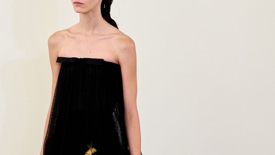 7 jeitos de como usar preto no verão sem pesar o look