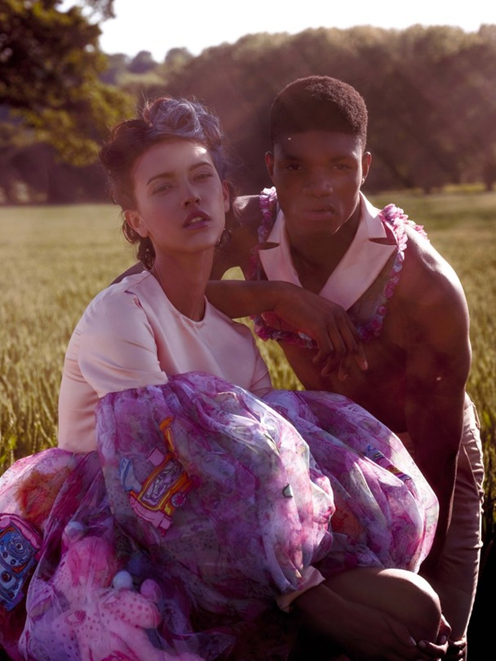 Modelos vestem Kate Clark (esquerda) e J. Crew (direita) (Foto: Eduardo Fuica) — Foto: Glamour