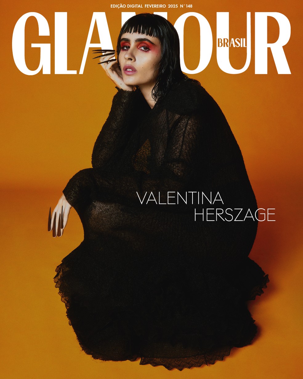 Valentina Herszage é capa da Glamour de Fevereiro — Foto: Bruna Castanheira