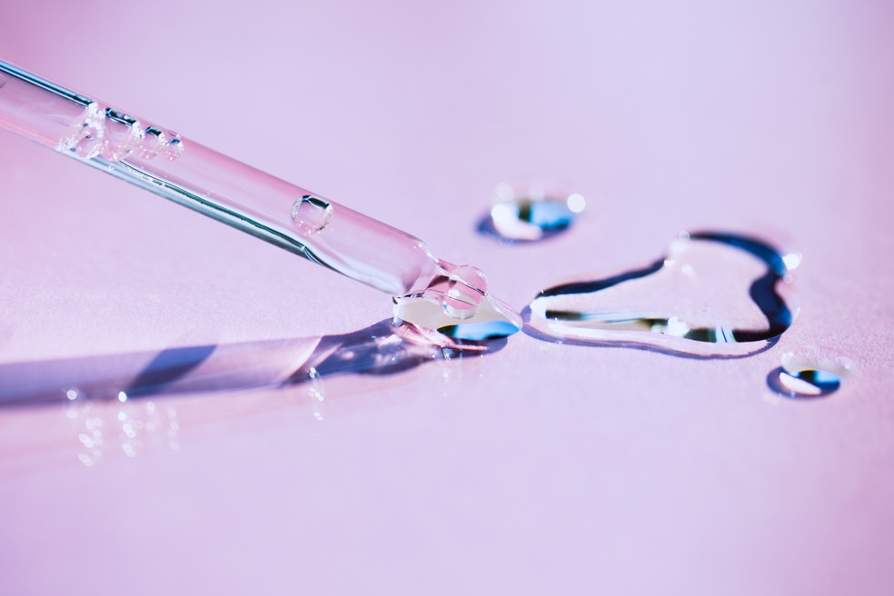 Tudo sobre peeling químico: o que é, pra que serve, cuidados — Foto: Getty Images