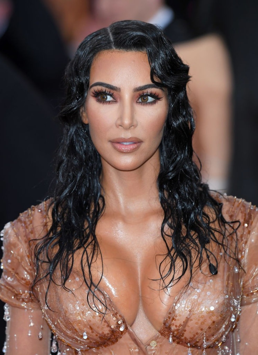 Micropigmentação de sobrancelhas: Kim Kardashian (Foto: Getty Images ) — Foto: Glamour