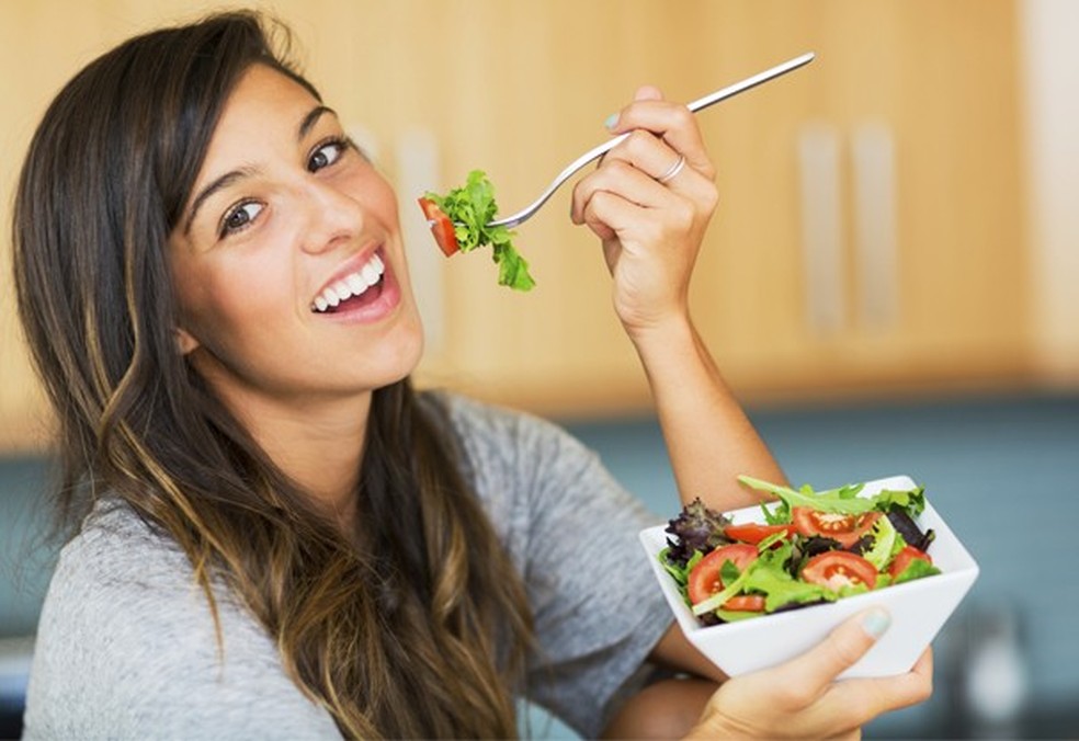 Saudável e linda? Por favor! (Foto: Thinkstock) — Foto: Glamour