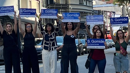 Protesto feminista pede mudança de nome de rua no centro de São Paulo; entenda