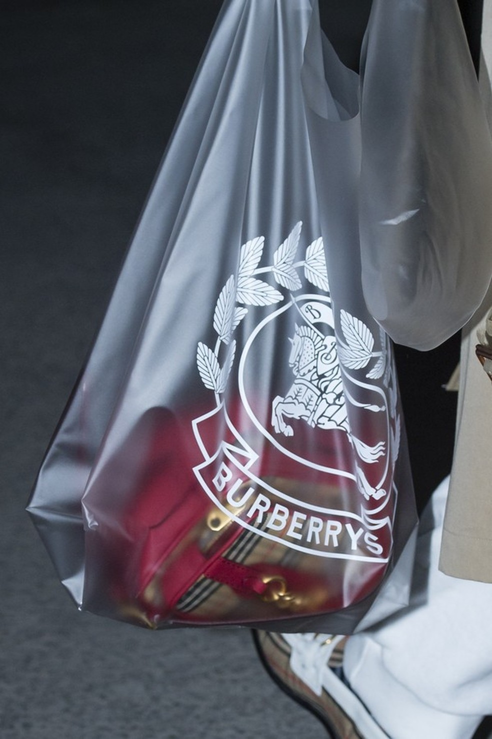 Burberry (Foto: Imaxtree) — Foto: Glamour