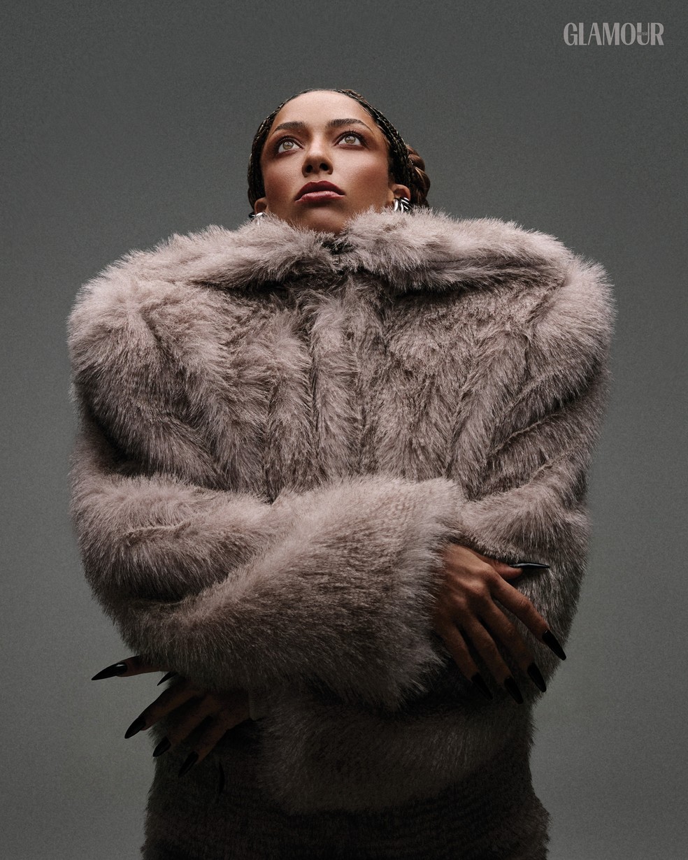 Alice Carvalho para a Glamour — Foto: Tauana Sofia | Glamour Brasil