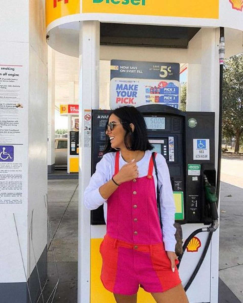 Como usar rosa no verão? (Foto: Reprodução Instagram) — Foto: Glamour