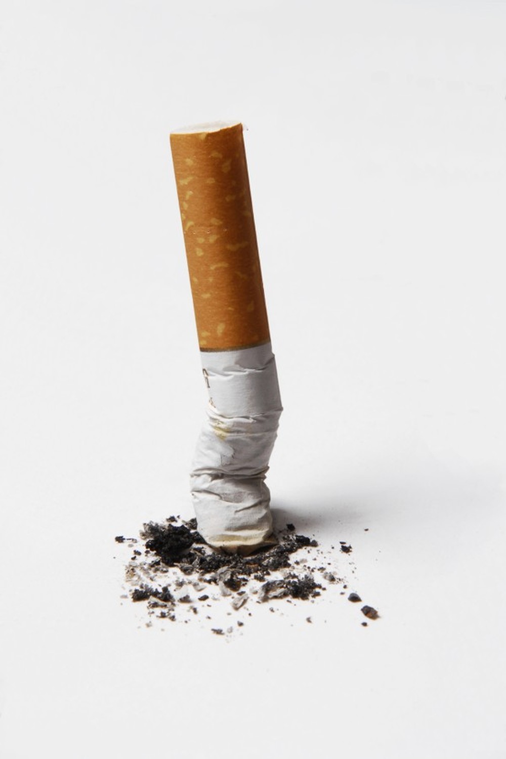 Quer parar de fumar? Conheça 4 métodos naturais para largar o cigarro