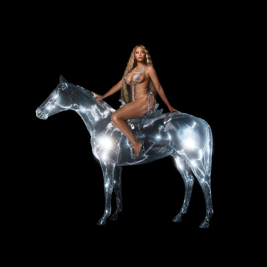 Beyoncé mostra foto inédita do novo álbum