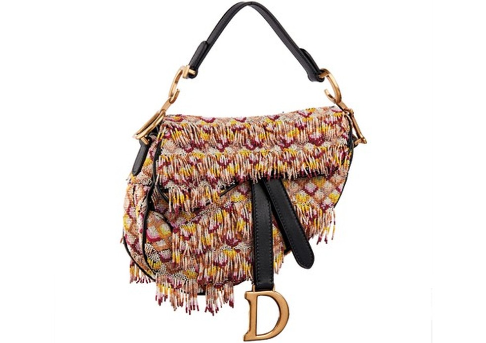 A Saddle Bag voltou! (Foto: Divulgação) — Foto: Glamour
