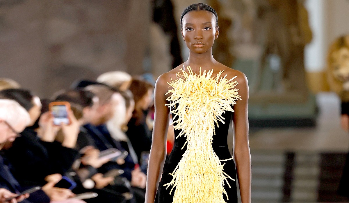 Tudo sobre a semana de moda de alta-costura verão 2023, do line-up a ...