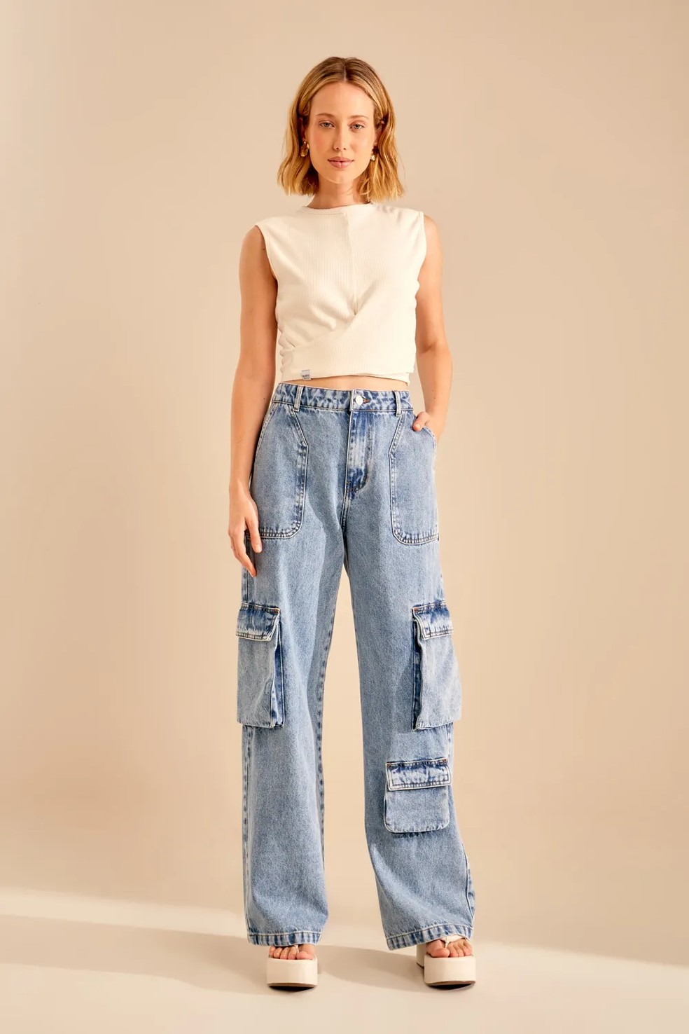 Calça jeans cargo da Oh, boy!, R$ 324 — Foto: Divulgação