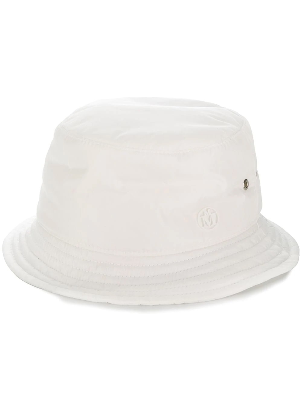 Chapéu, R$ 2.845, Maison Michel na Farfetch