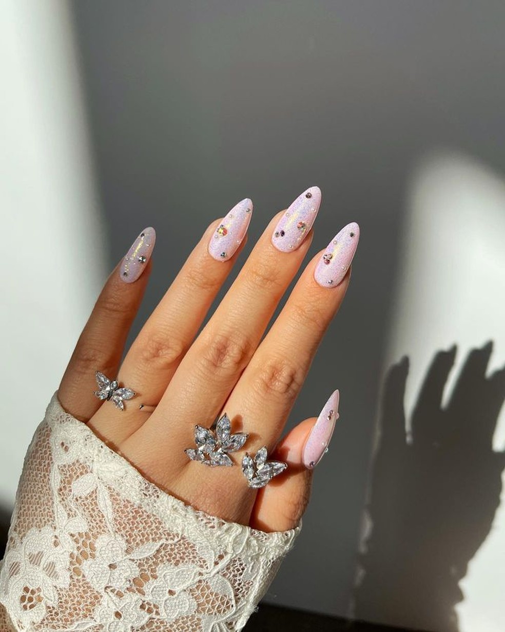 Unhas para o Ano Novo — Foto: Reprodução/ Instagram @amyle.nails