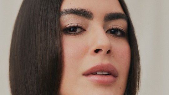 Mari Saad divide bastidores e detalha produtos da Mascavo