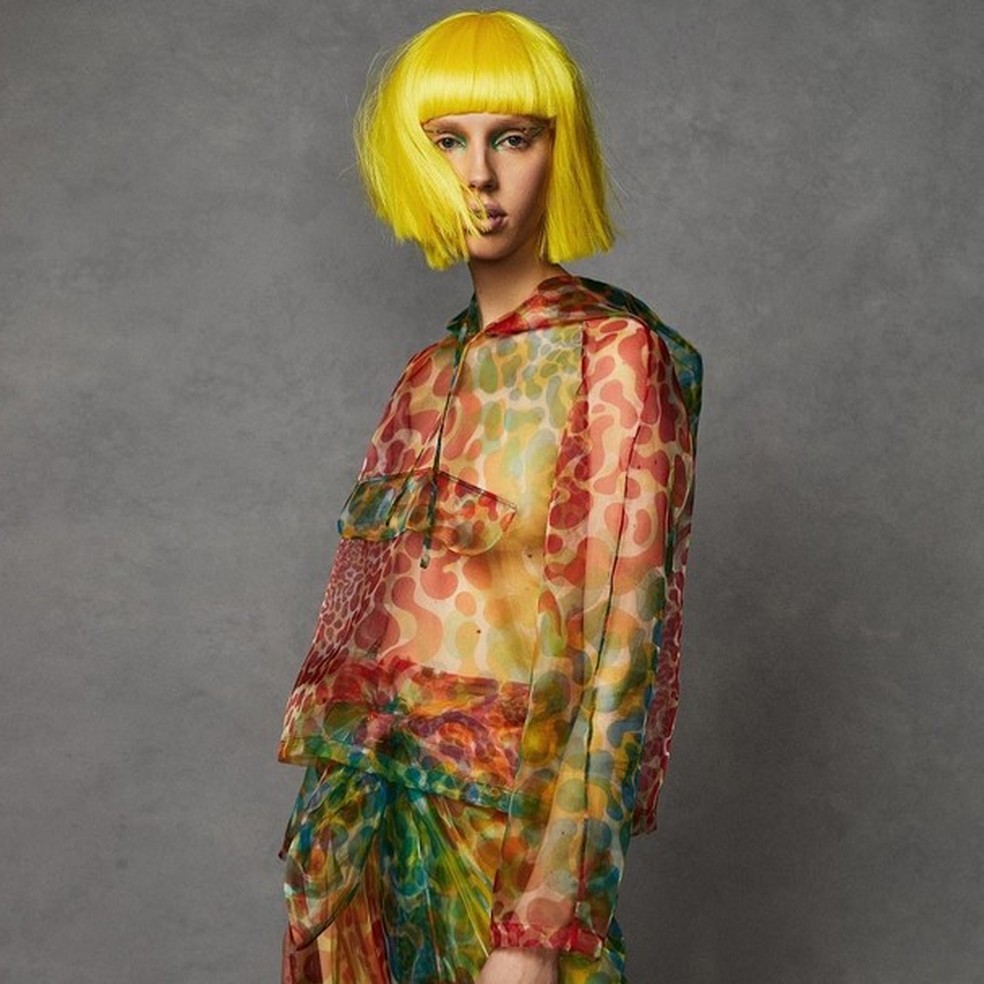 Desfile de Jeremy Scott (Foto: Reprodução/Instagram) — Foto: Glamour