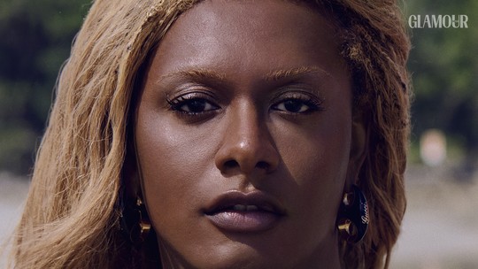 Liniker reflete sobre amor e autoestima: "Quero viver romances, mas sem nunca perder meu amor por mim mesma" 