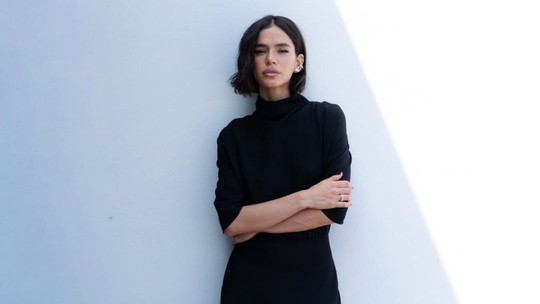 Bruna Marquezine mostra novo corte de cabelo em look de R$ 31 mil