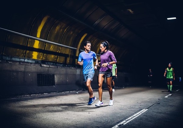 Nike night run 2018 clearance