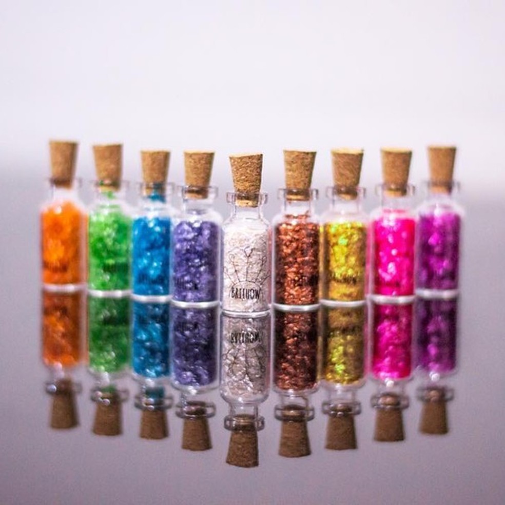 Carnaval: 15 marcas de glitter biodegradável para você brilhar (Foto: Reprodução Instagram) — Foto: Glamour