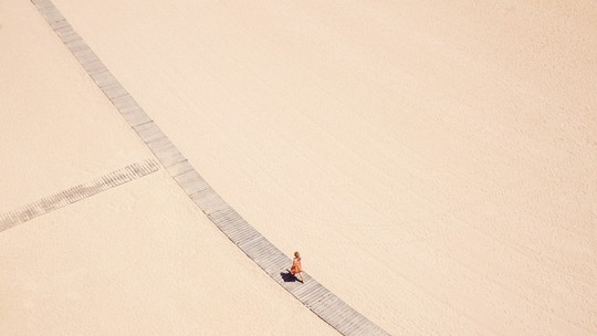 Solidão: como lidar com a dor e a delícia desse sentimento?