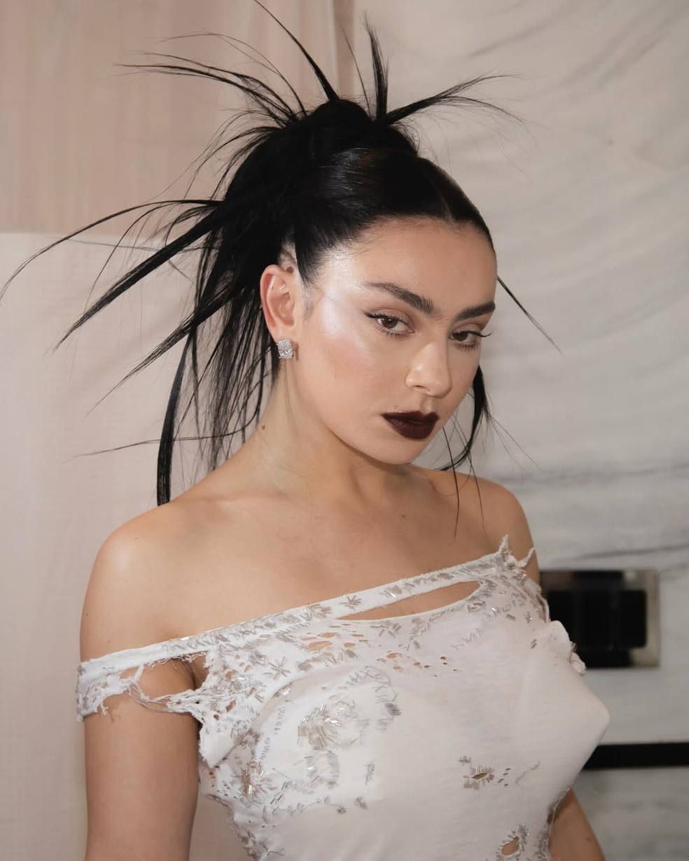  — Foto: Reprodução/Instagram/@charli_xcx