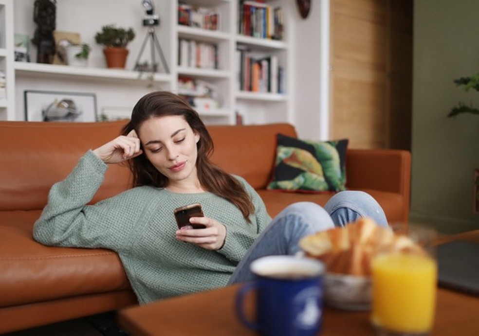 Aplicativos para baixar durante a quarentena  (Foto: Getty Images ) — Foto: Glamour