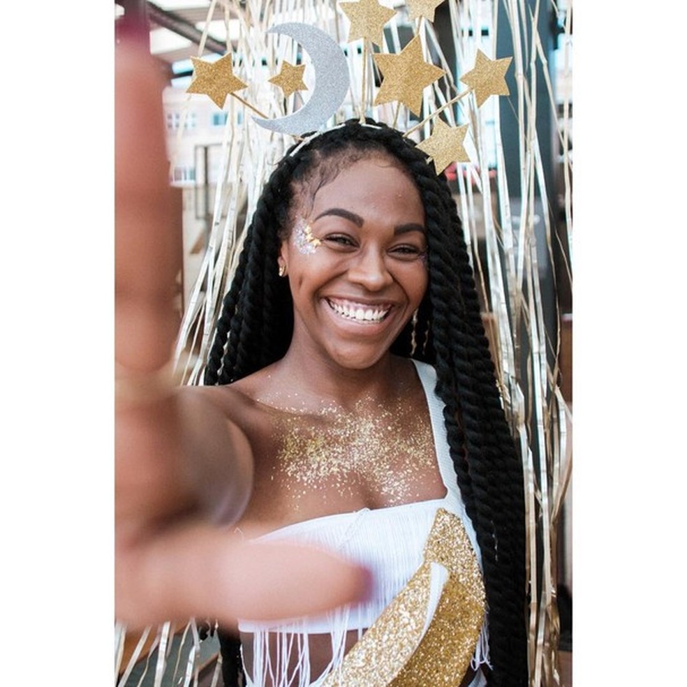 Carnaval: 15 marcas de glitter biodegradável para você brilhar (Foto: Reprodução Instagram) — Foto: Glamour