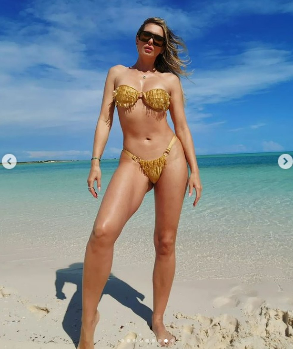 Vídeo pornô com lívia andrade