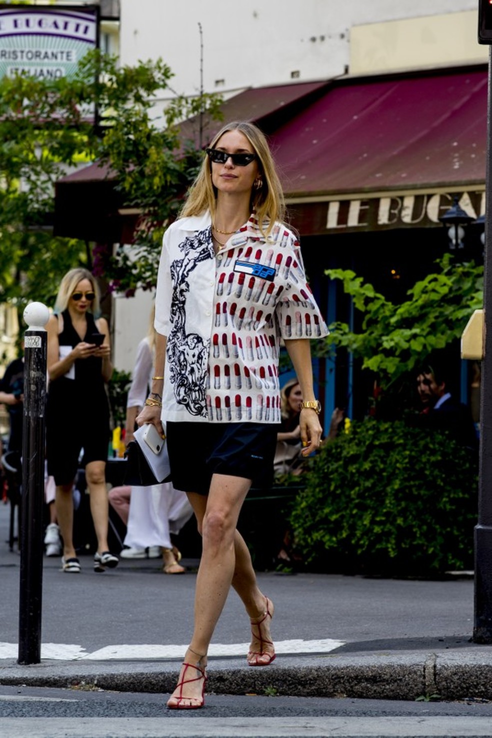 Camisa estampada da Prada (Foto: Imaxtree) — Foto: Glamour