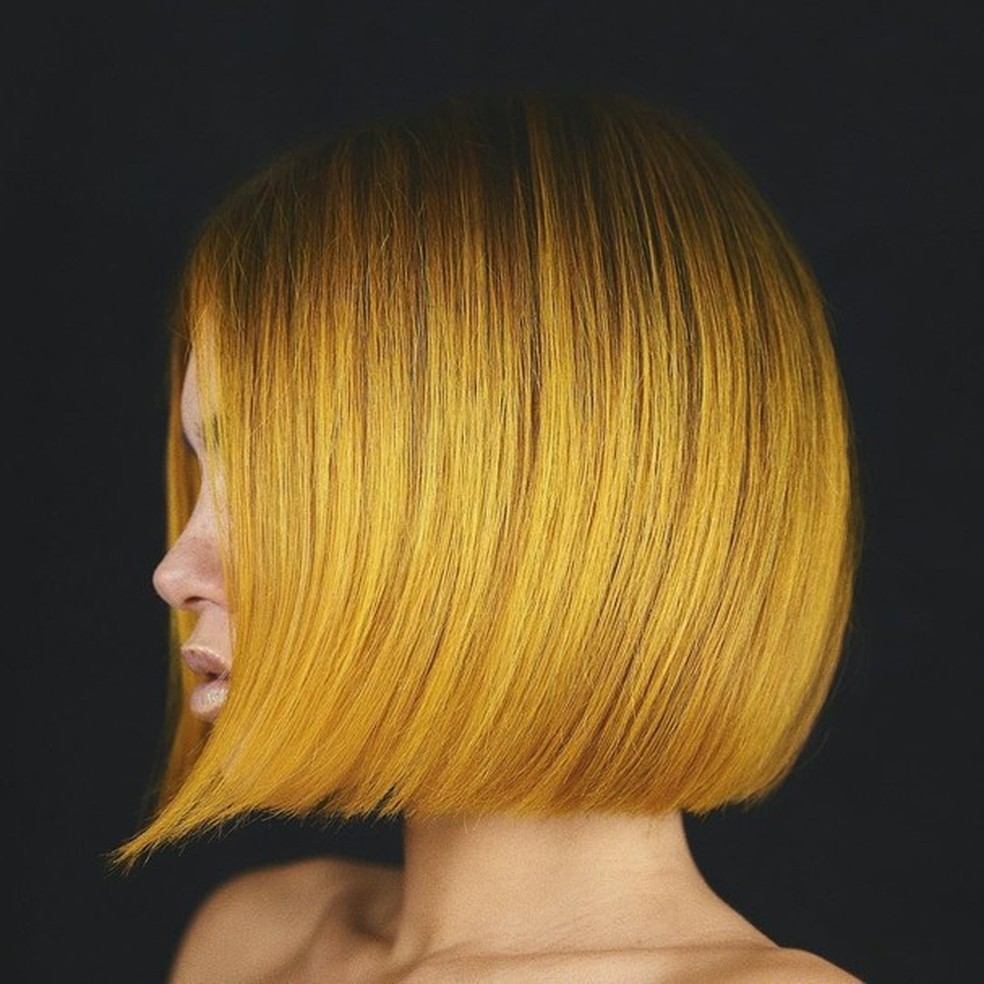 Cabelo amarelo mostarda (Foto: Reprodução Instagram ) — Foto: Glamour