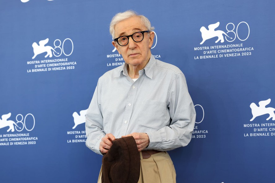 Woody Allen apresenta novo filme no Festival de Veneza