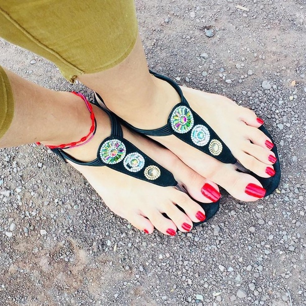 Unha do pé comprida (Foto: Reprodução/Instagram) — Foto: Glamour