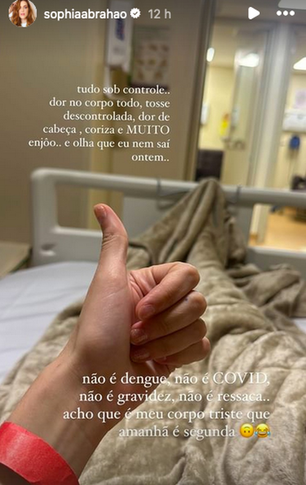 Sophia Abrahao termina Carnaval no hospital