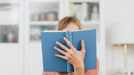 Esses são os livros que a redação da Glamour está lendo no momento