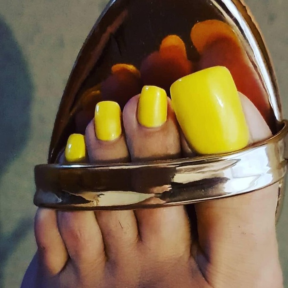 Eita! Unha do pé comprida virou moda entre as celebridades (Foto: Reprodução/Instagram) — Foto: Glamour