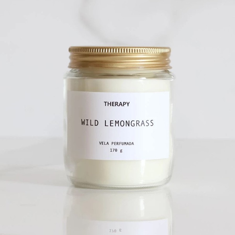 Vela Wild Lemongrass, da Therapy (R$ 88) (Foto: Reprodução) — Foto: Glamour