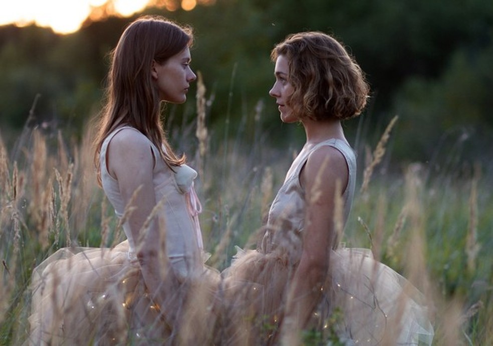 Muita poesia visual neste drama adolescente sobre o amor de verão que todas já tivemos (Foto: Divulgação) — Foto: Glamour
