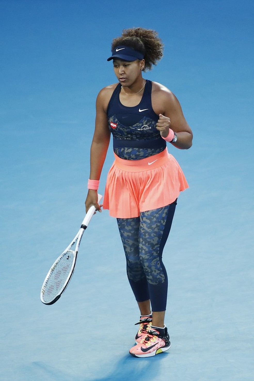 Tenis ta best sale na moda