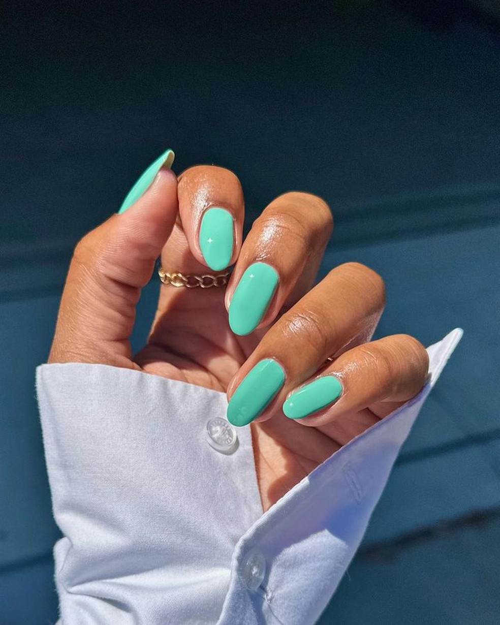 Unhas para o verão: 7 cores de esmalte que vão bombar na temporada
