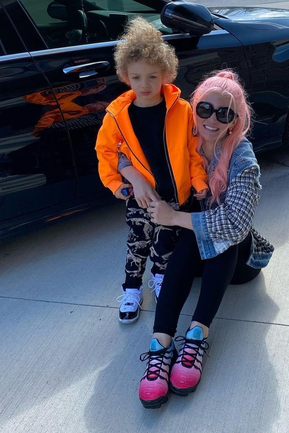 Mãe de filho de Drake compartilha cliques do pequeno Adonis em rede social