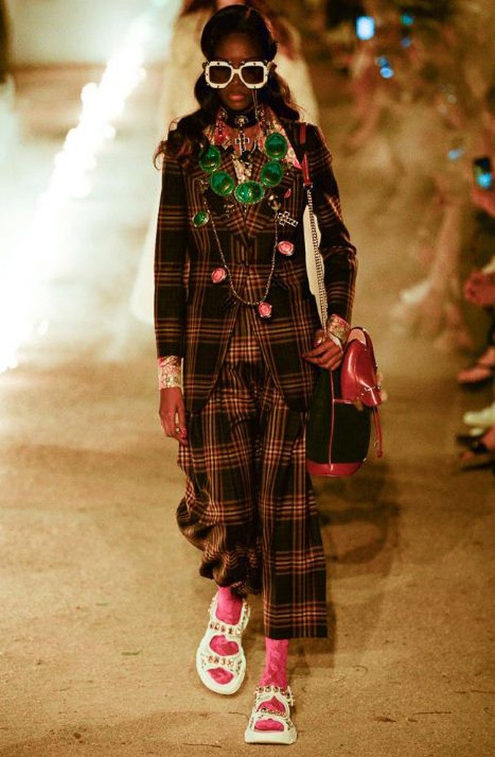 Desfile Cruise 2019 da Gucci (Foto: Divulgação) — Foto: Glamour