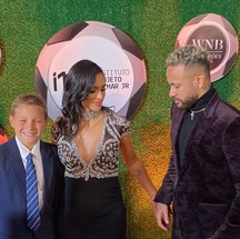 Neymar, Davi e Bruna Biancardi — Foto: Foto: Glamour Brasil