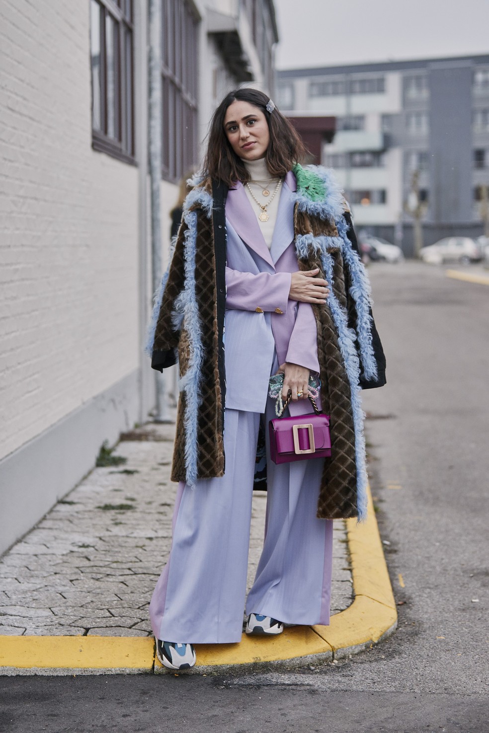 Turtleneck no street style (Foto: Imaxtree) — Foto: Glamour