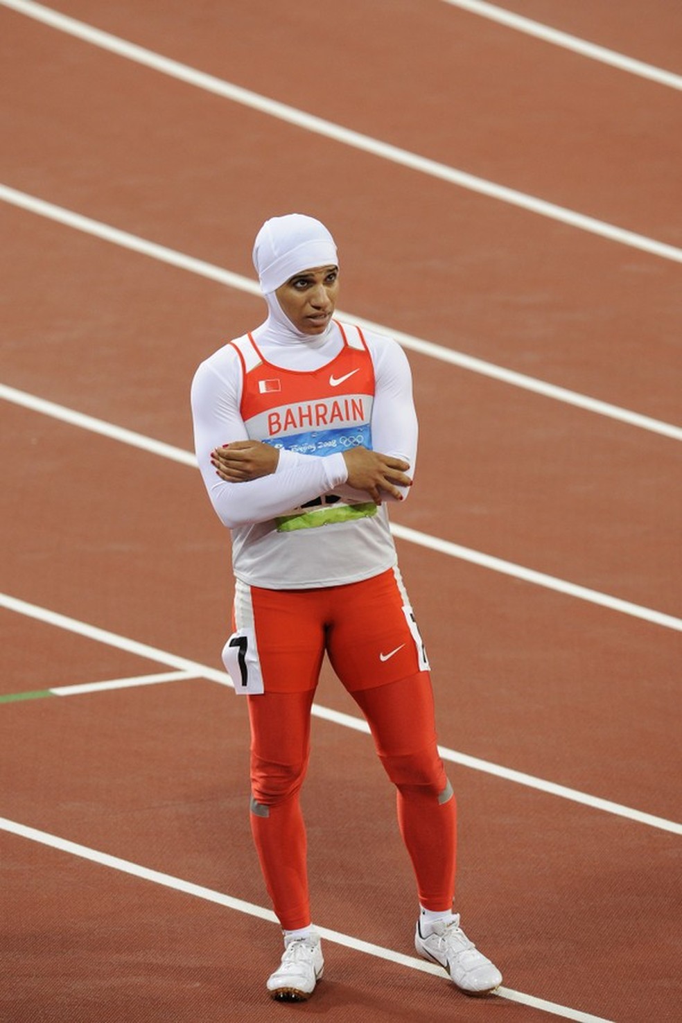 Roqaya Al-Ghasara durante as Olimpíadas de Pequim, em 2008 (Foto: Getty Images) — Foto: Glamour